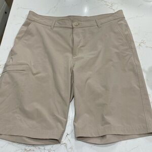 Men’s Columbia shorts